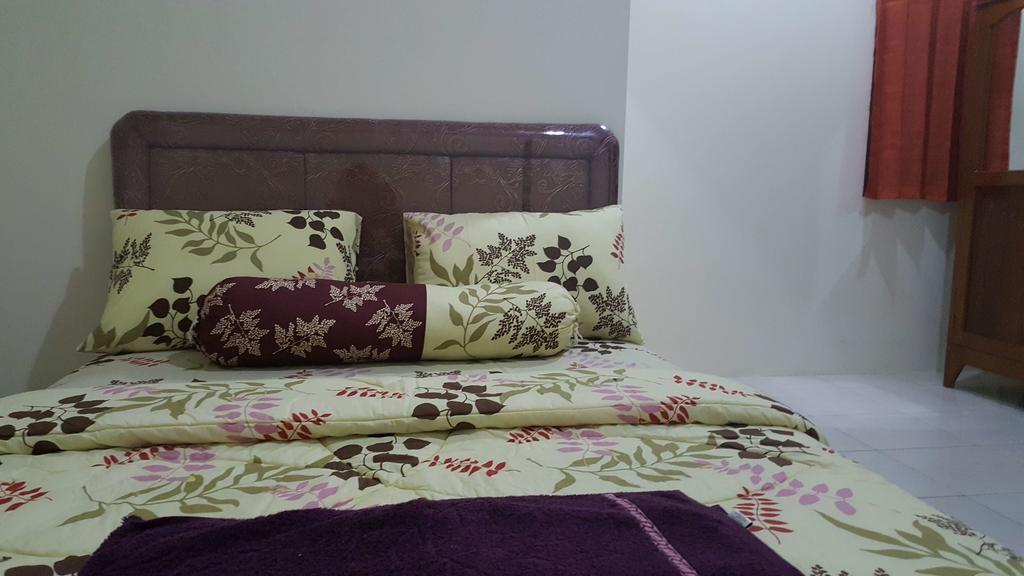 Homestay Griya Rambutan Barat *