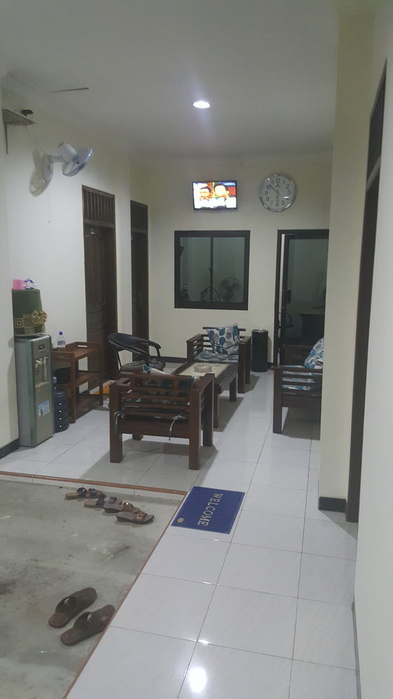 Griya Rambutan Barat * Semarang