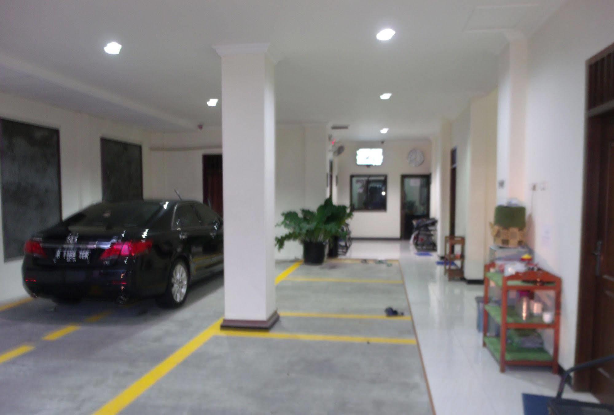 Griya Rambutan Barat Homestay