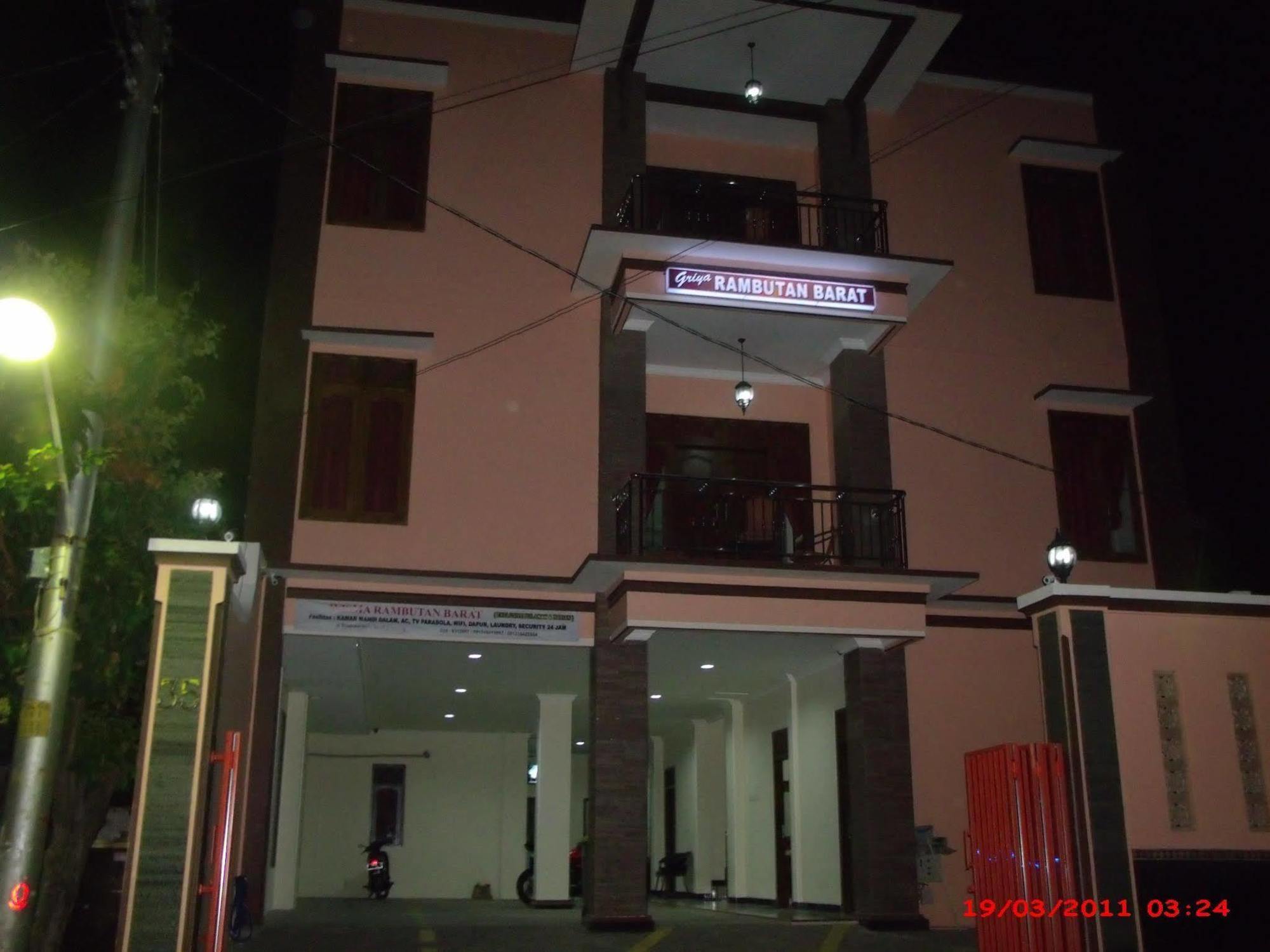 Homestay Griya Rambutan Barat Semarang